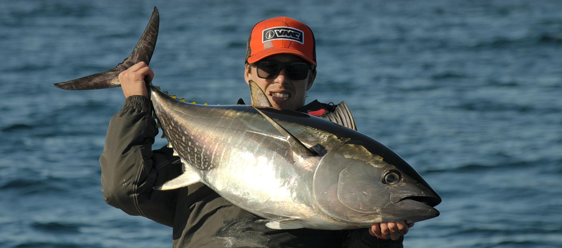 Assist hooks for bluefin tuna